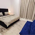 Deluxe Villa Rooms Near Dubai Airport