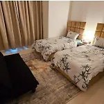 Deluxe Villa Rooms Near Dubai Airport