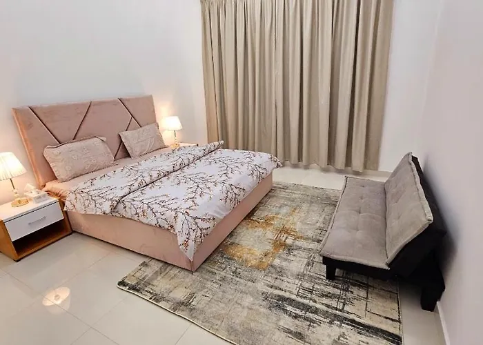 Deluxe Villa Rooms Near Dubai Airport
