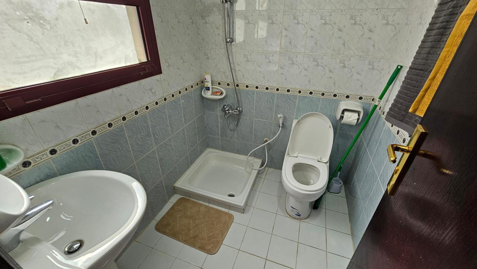 Homestay Deluxe Near Airport Dubai
