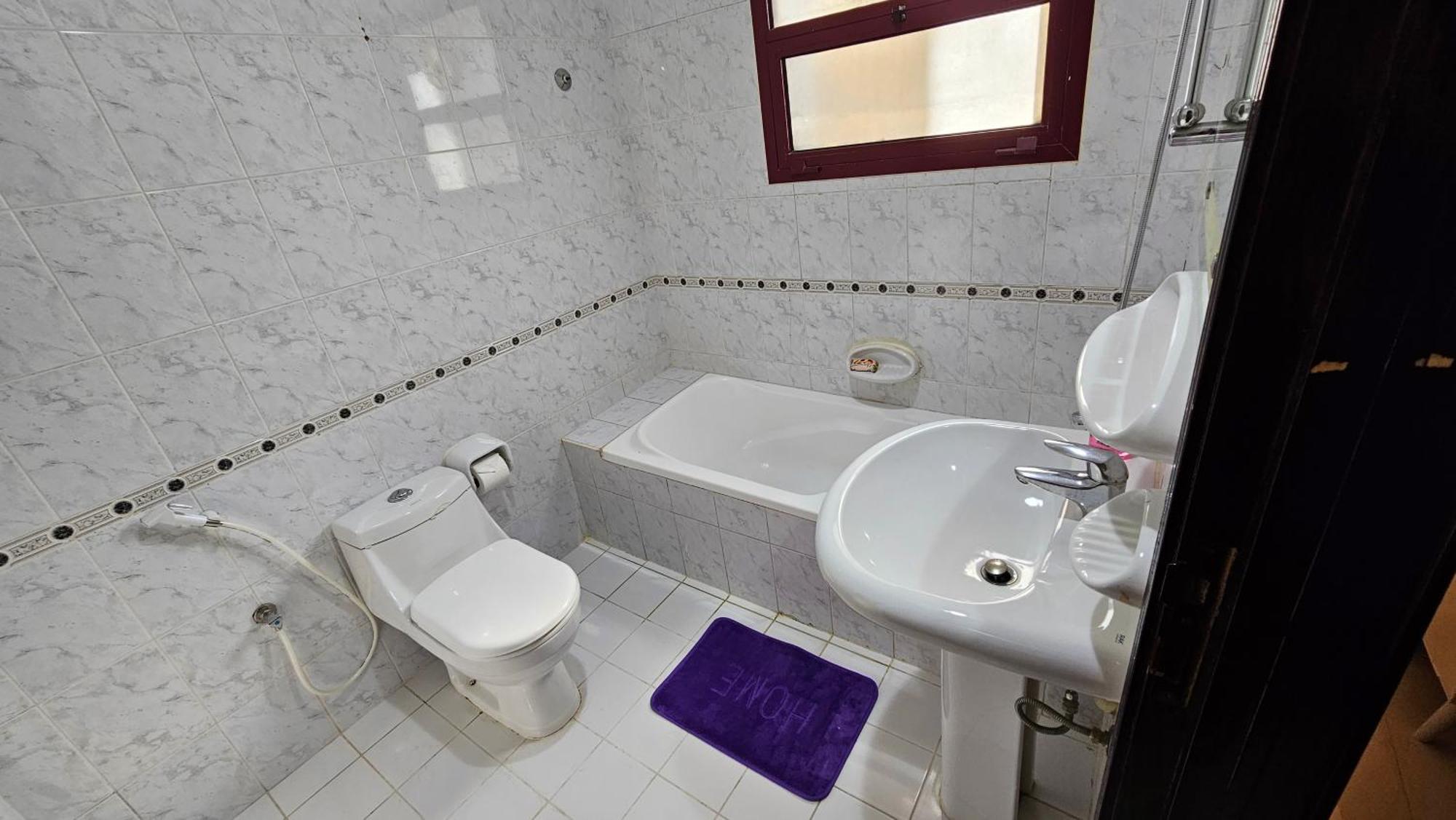 Deluxe Near Airport
